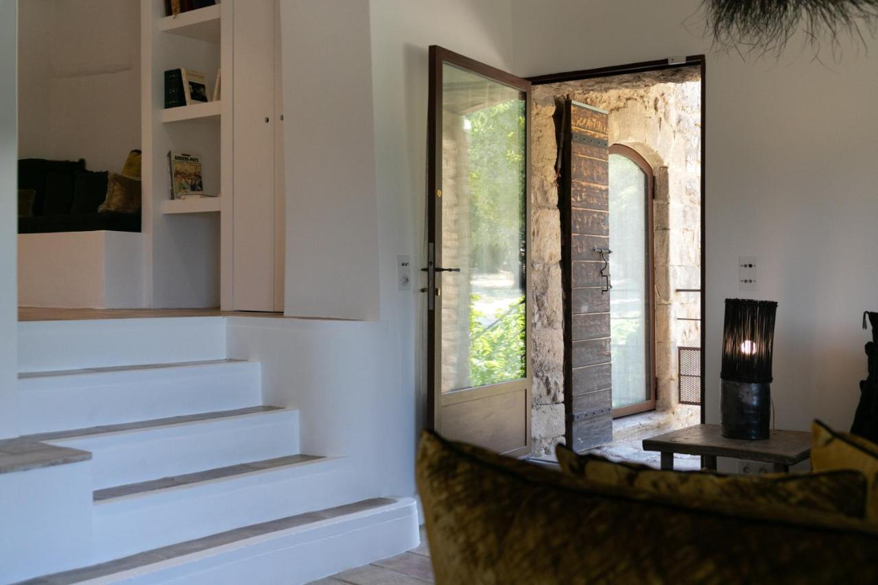 Le Domaine Du Castellas Sivergues ภายนอก รูปภาพ
