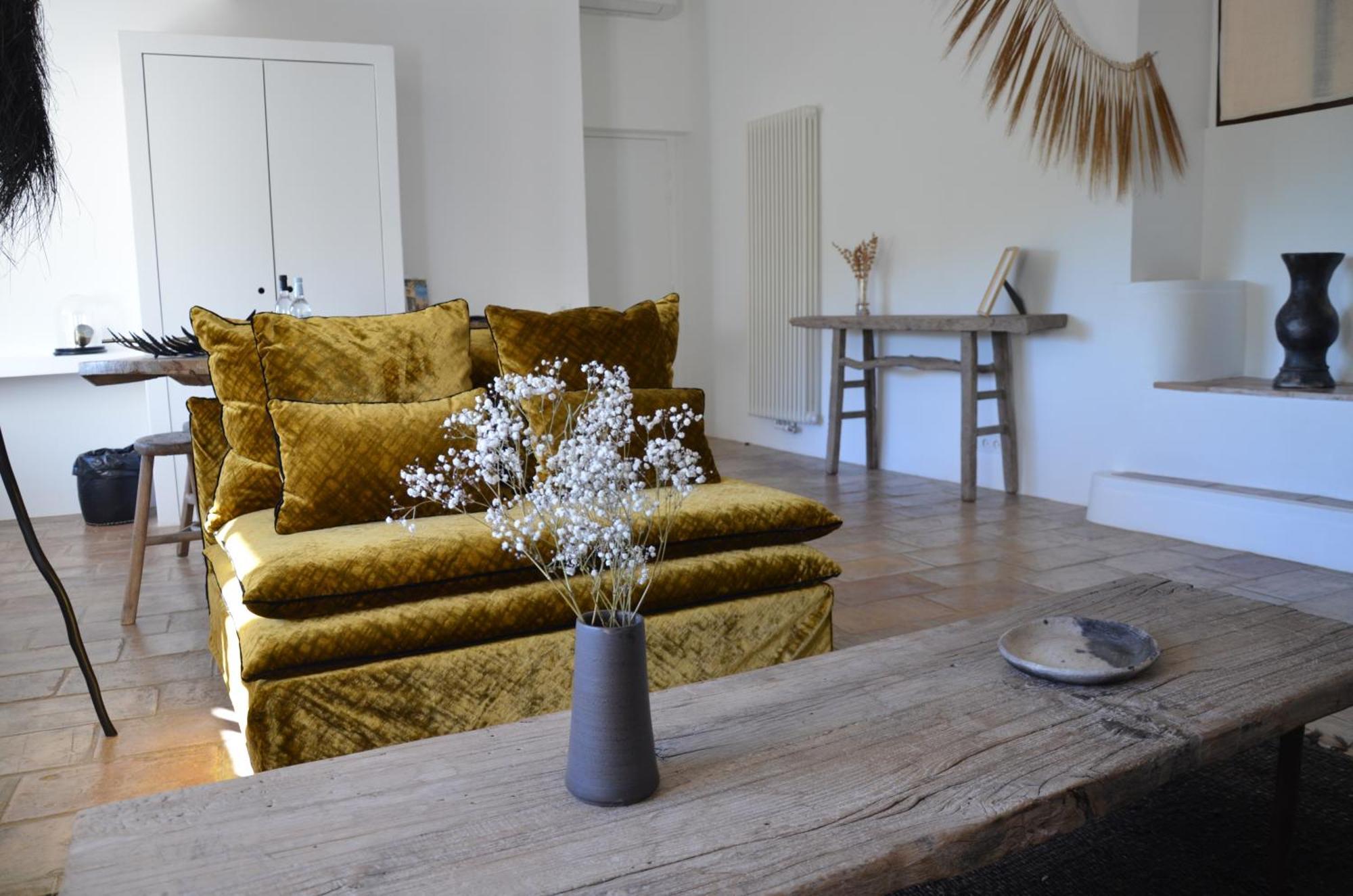 Le Domaine Du Castellas Sivergues ภายนอก รูปภาพ