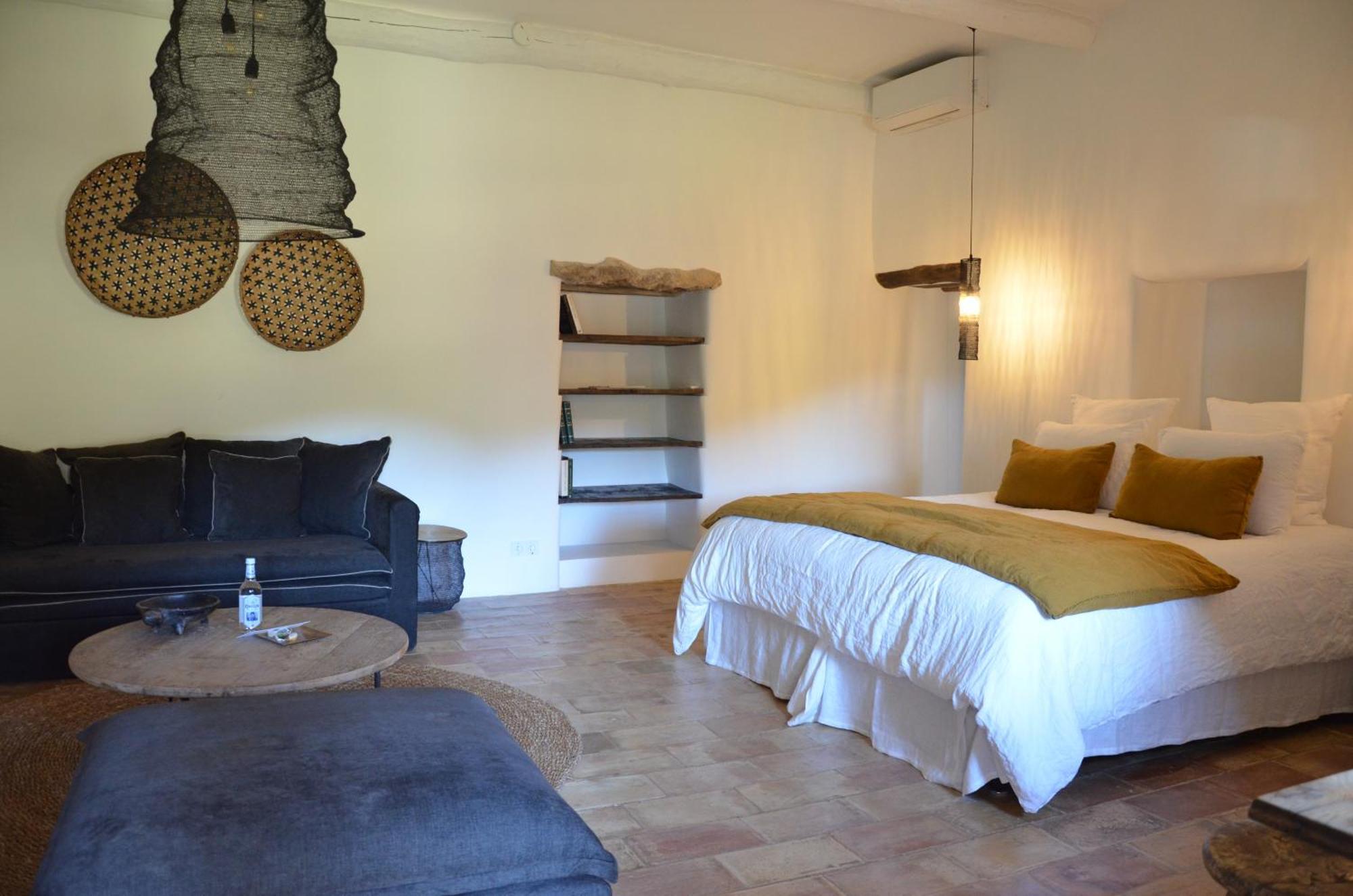 Le Domaine Du Castellas Sivergues ภายนอก รูปภาพ