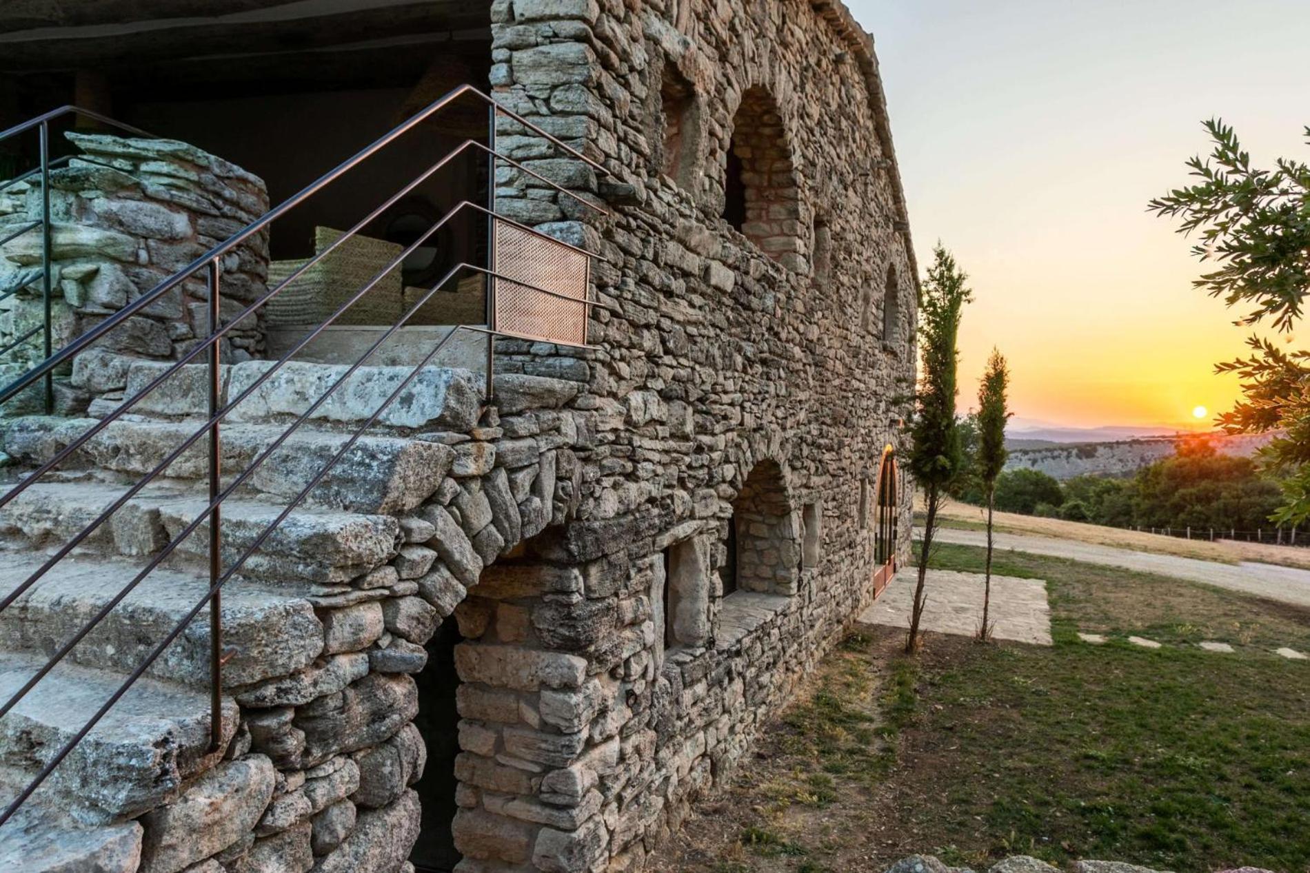 Le Domaine Du Castellas Sivergues ภายนอก รูปภาพ