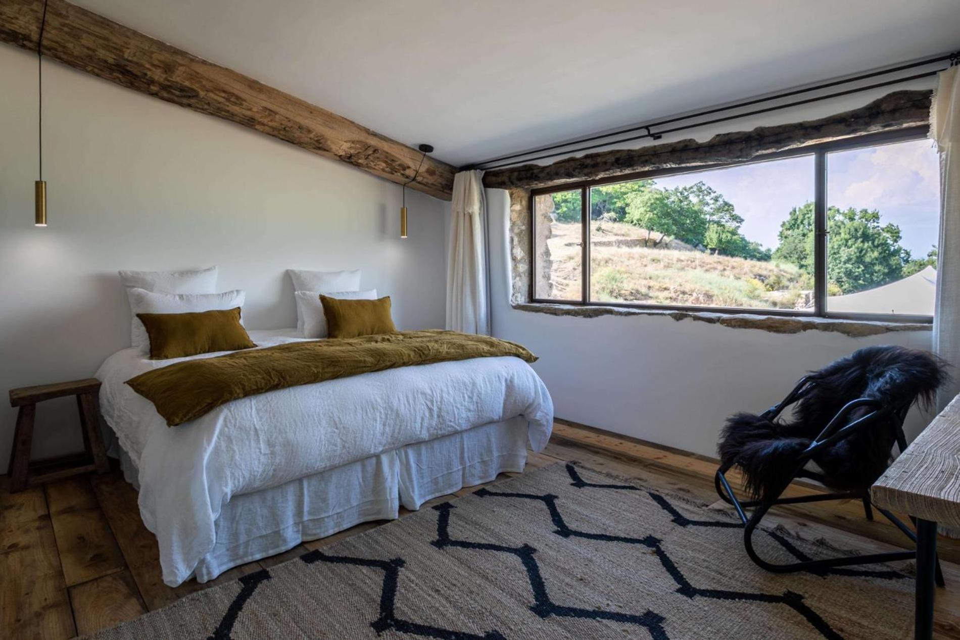 Le Domaine Du Castellas Sivergues ภายนอก รูปภาพ