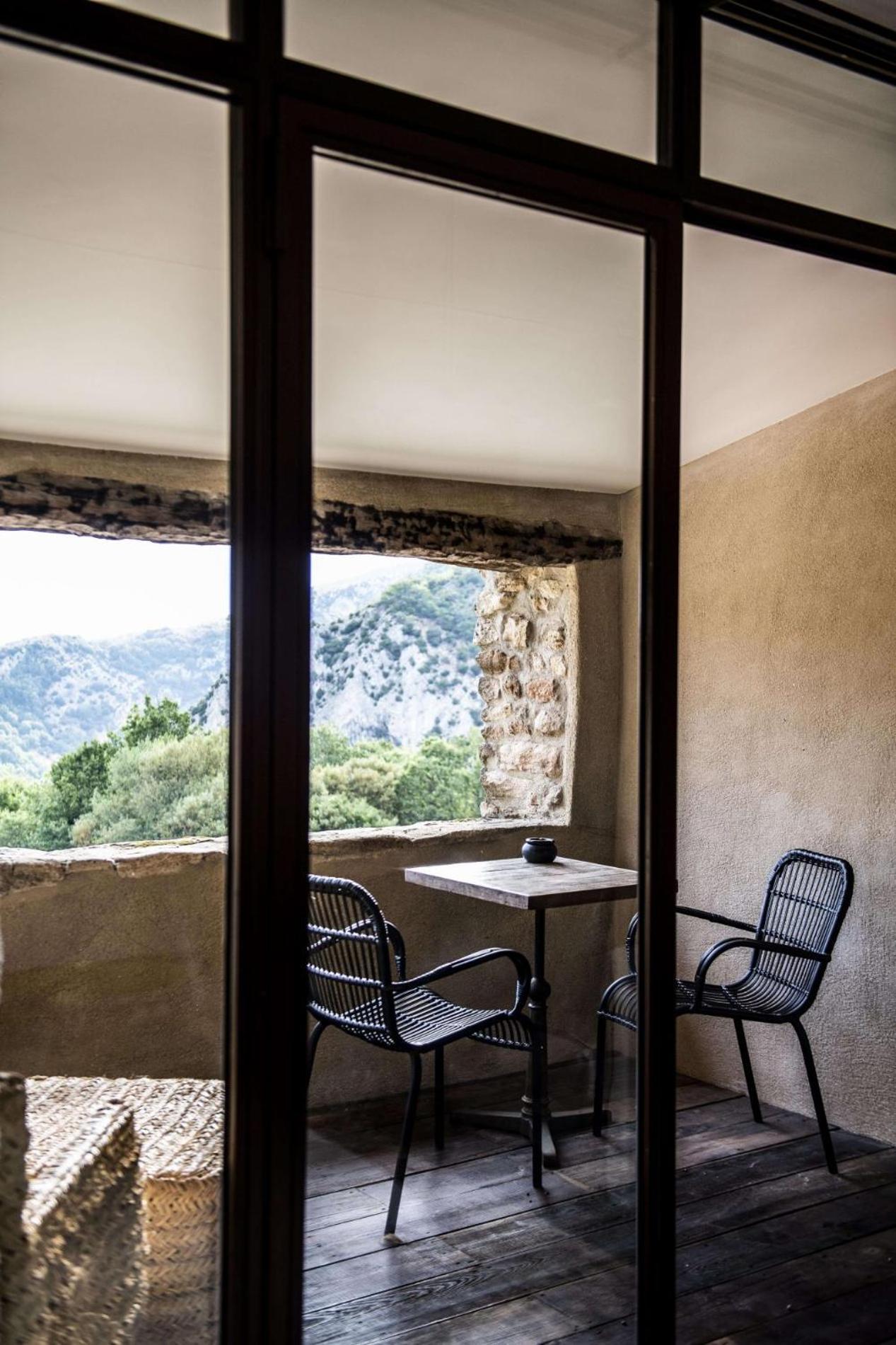 Le Domaine Du Castellas Sivergues ภายนอก รูปภาพ
